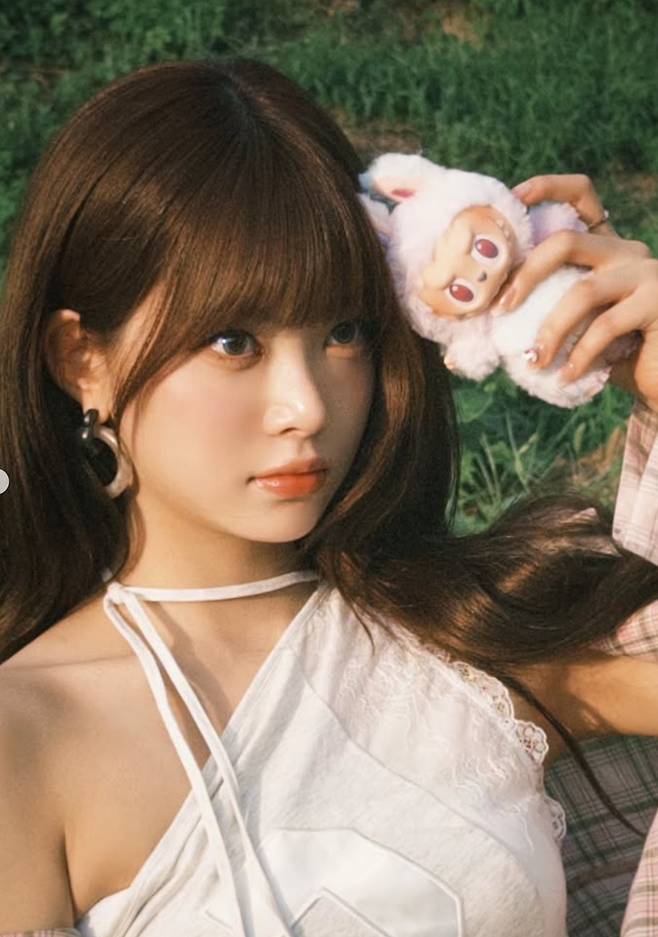 르세라핌 홍은채 소셜미디어