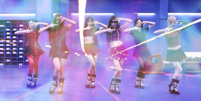 'XOXZ' 뮤직비디오 캡처