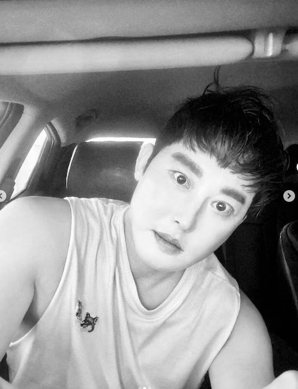 /사진=황재근 SNS