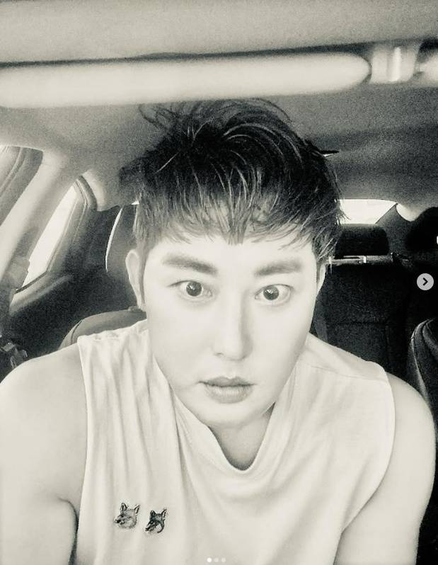 /사진=황재근 SNS