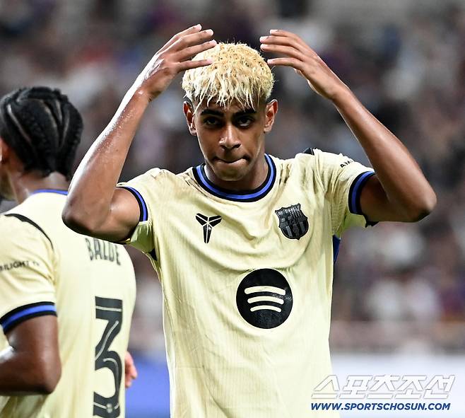 31일 서울월드컵경기장에서 열린 FC 바르셀로나와 FC 서울의 경기, 라민 야말이 팀의 두번� 골을 터뜨리고 기뻐하고 있다. 상암=허상욱 기자wook@sportschosun.com/2025.07.31/