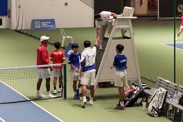 한국의 3-0 승리 후