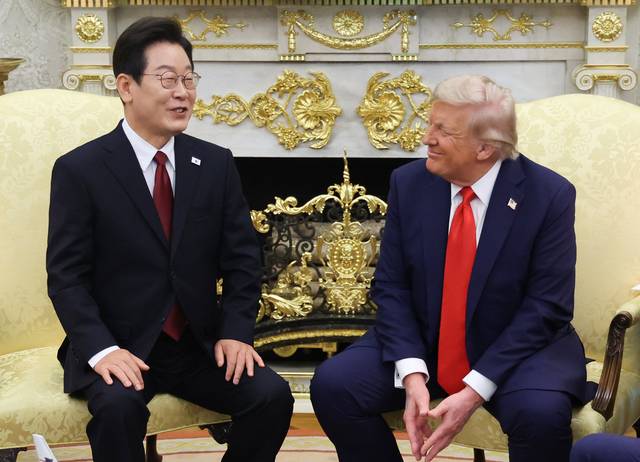 한미 정상 미소. 연합뉴스
