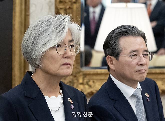 강경화 주미대사 내정자와 김용범 대통령실 정책실장이 25일(현지시간) 미국 워싱턴DC 백악관에서 열린 한미정상회담에 참석해 있다. 2025.08.25 김창길 기자