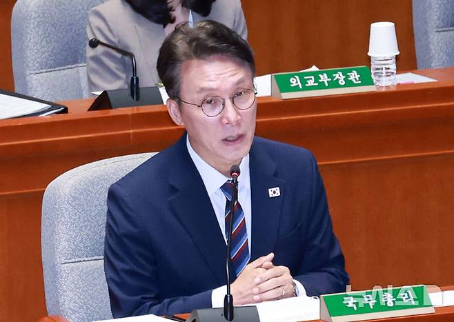 [서울=뉴시스] 김금보 기자 = 김민석 국무총리가 26일 오전 서울 여의도 국회에서 열린 예산결산특별위원회 제2차 전체회의에서 질의에 답하고 있다. 2025.08.26. kgb@newsis.com