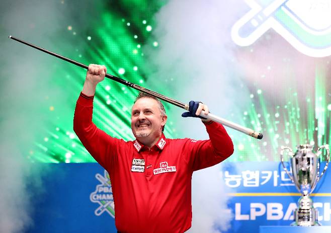 PBA 출범부터 개인 투어와 팀 리그를 접수했던 최강 쿠드롱. PBA