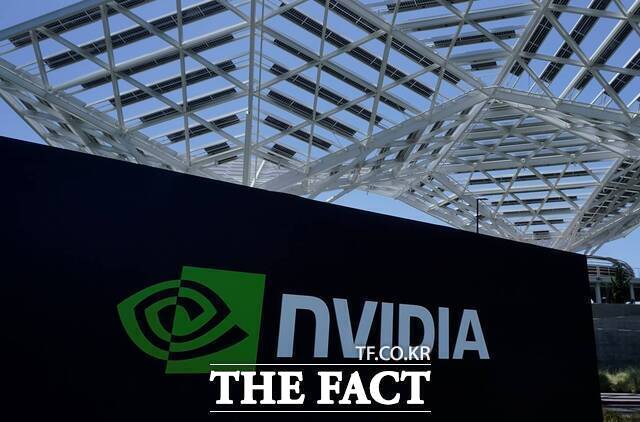 샘 올트먼 오픈AI CEO가 최근 'AI 버블' 가능성을 거론한 가운데 시장의 시선은 'AI 대장주' 엔비디아의 27일(현지시간) 장 마감 후 발표할 실적에 쏠린다./더팩트DB
