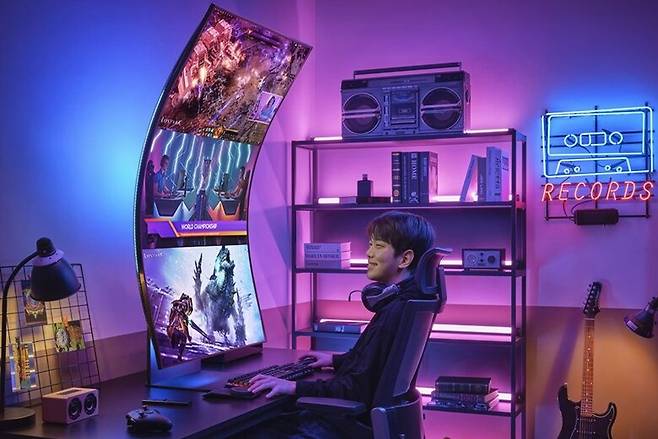 ▲ CES 2022의 주인공은 역시 '삼성 오디세이 아크 모니터'였습니다