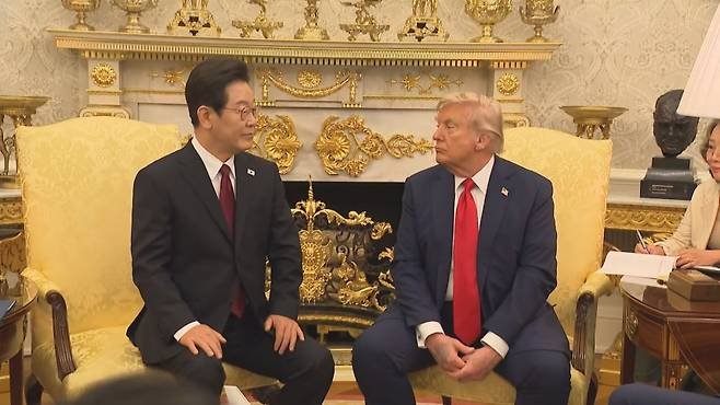 이재명 대통령(왼쪽)과 도널드 트럼프 미국 대통령