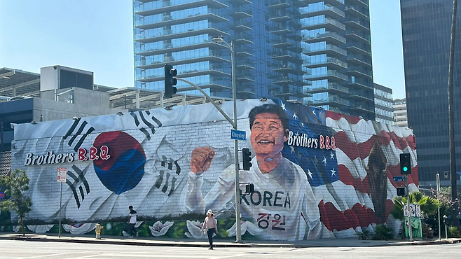 손흥민이 그려진 LA 시내의 벽화 | LAFC 홈페이지