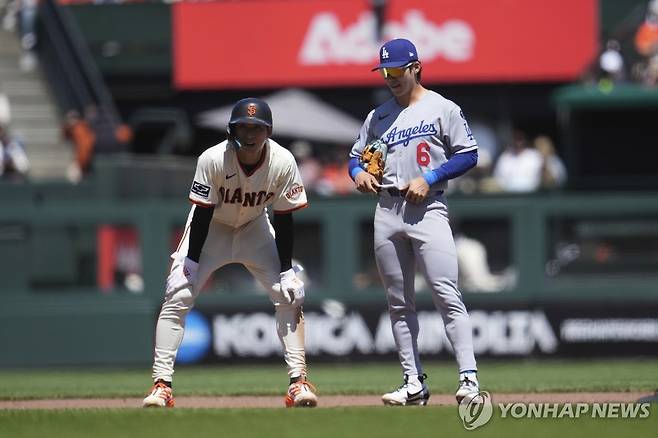 올 시즌 샌프란시스코와 다저스 맞대결에서 만난 이정후-김혜성 [AP=연합뉴스]