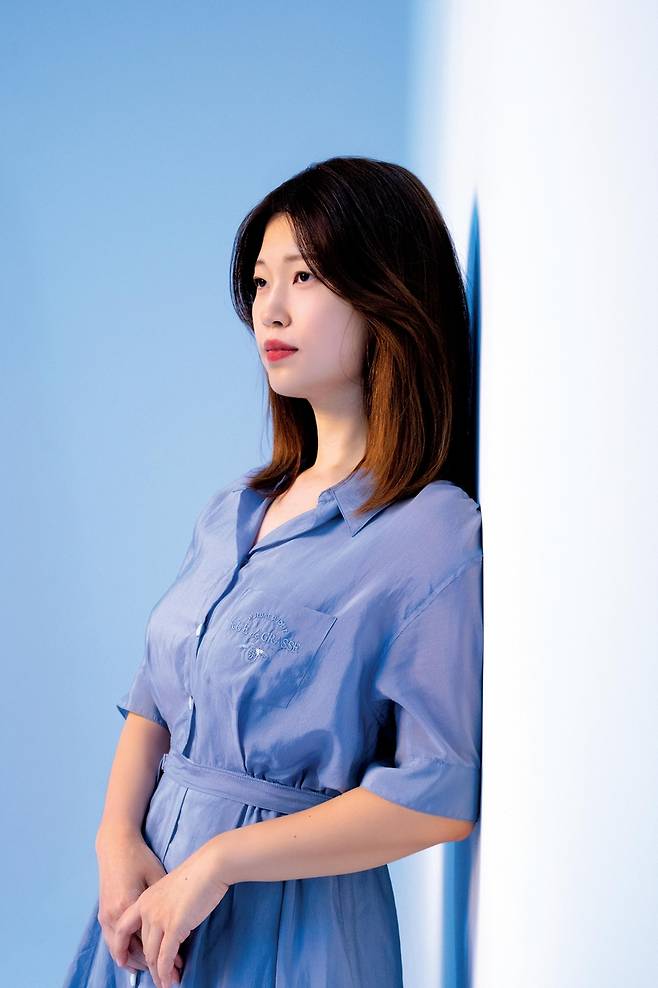 '양면의 조개껍데기' 펴낸 소설가 김초엽 [인플루엔셜 제공. 재판매 및 DB 금지]