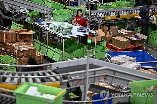인도 물류센터 [AFP 연합뉴스. 재판매 및 DB 금지]