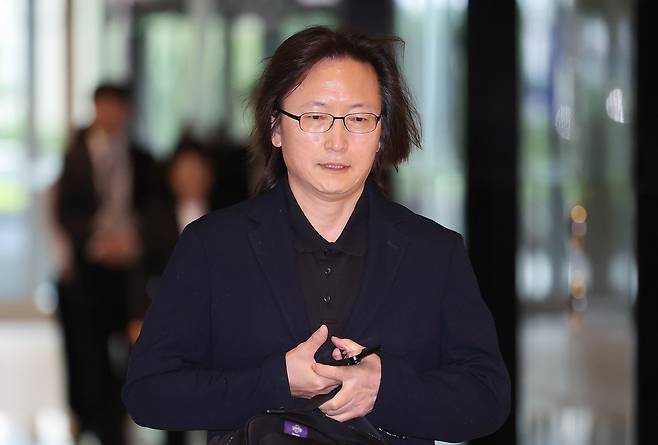 주병기 공정거래위원장 후보자가 14일 오전 서울 중구 대한상의에 마련된 인사청문회 준비 사무실에 출근하고 있다. /뉴스1