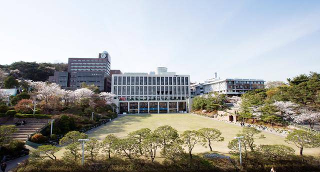 서울 종로구 명륜동에 소재한 성균관대학교 인문사회과학캠퍼스