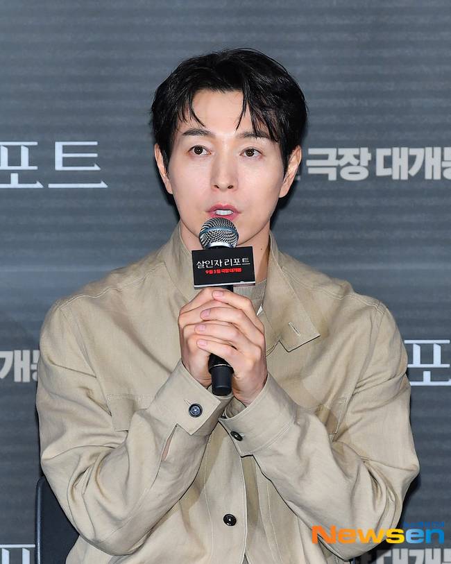 정성일