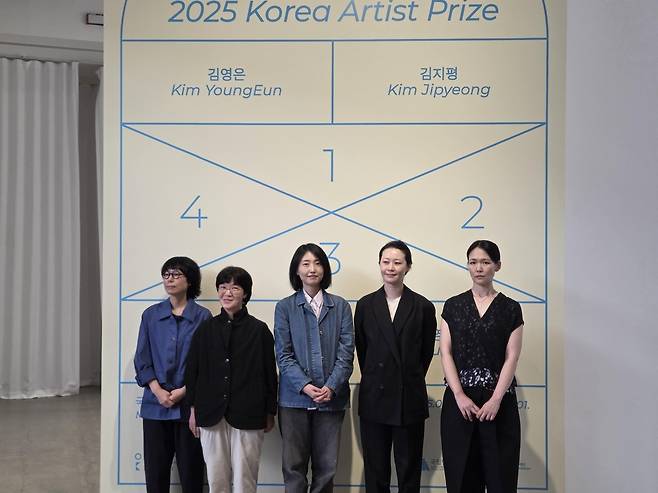 국립현대미술관의 '올해의 작가상 2025' 후원작가들 (서울=연합뉴스) 박의래 기자 = 국립현대미술관의 '올해의 작가상 2025' 후원작가로 선정된 (왼쪽부터) 언메이크랩, 임영주, 김영은, 김지평 작가. laecorp@yna.co.kr