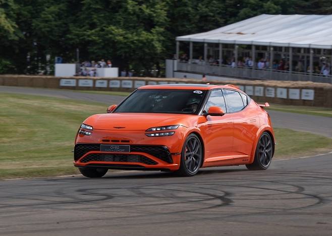 제네시스 GV60 마그마 콘셉트 모델