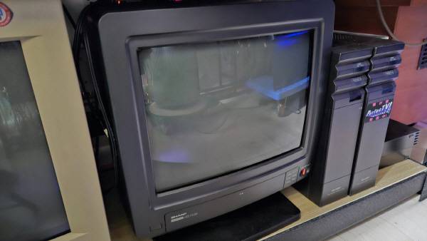 일본 X6800 전용 모니터