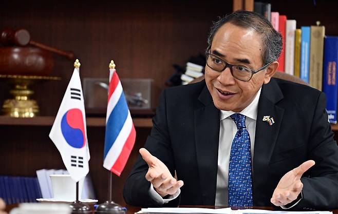 타니 쌩랏 주한태국대사가 지난 20일 서울 용산구 주한태국대사관에서 헤럴드경제·코리아헤럴드와 인터뷰를 하고 있다.  이상섭 기자
