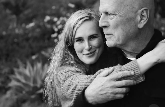 브루스 윌리스 장녀가 올린 아버지와의 사진. 인스타그램