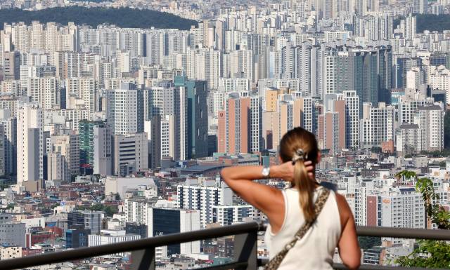 서울 시내 아파트 단지 모습. 연합뉴