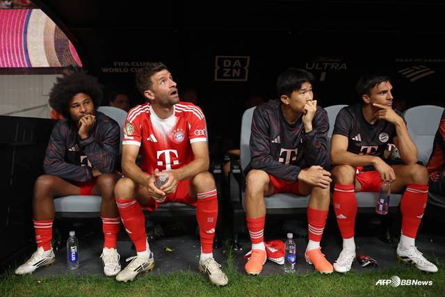 김민재(오른쪽에서 두 번째). /AFPBBNews=뉴스1