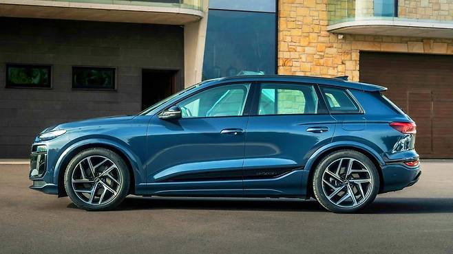 아우디 Q6 e 트론