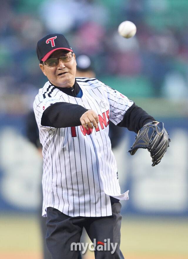 이광환 전 감독./마이데일리