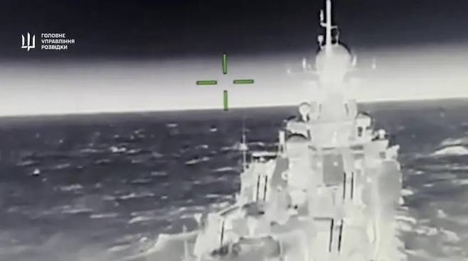 우크라이나군이 FPV 드론으로 아조프해에 있던 러시아 코르벳함 부얀-M을 공격해 손상을 입힌 것으로 알려졌다. 우크라이나군 제공
