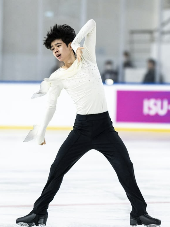 연기 펼치는 서민규. ISU 소셜미디어 캡처