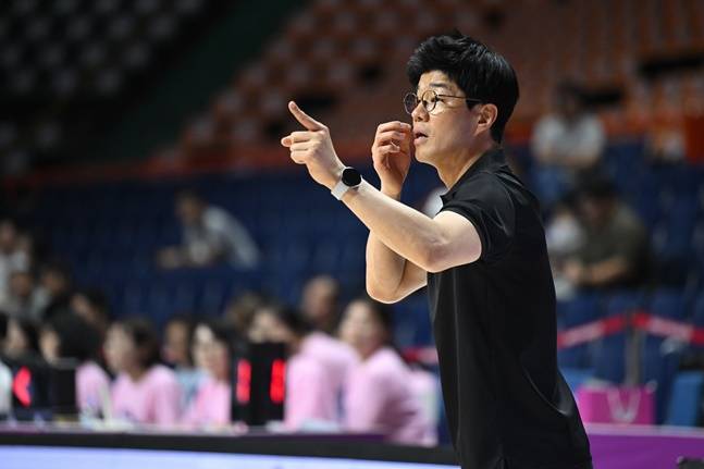 하상윤 삼성생명 감독. /사진=WKBL 제공