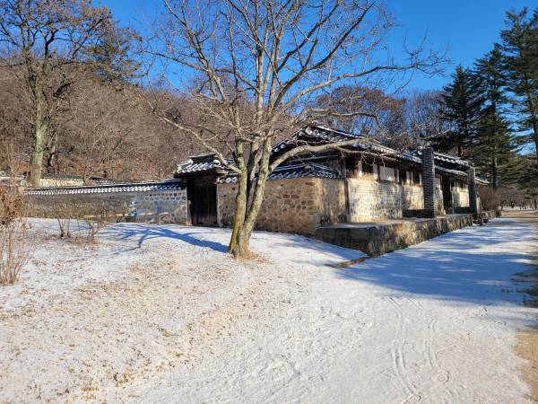 파주삼릉 재실