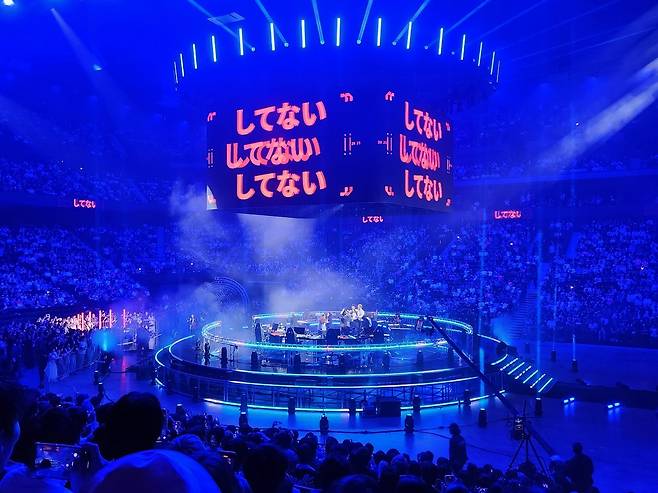 - 오프닝 세레머니는 일본의 유명 래퍼 유키 치바가 맡았다&nbsp;