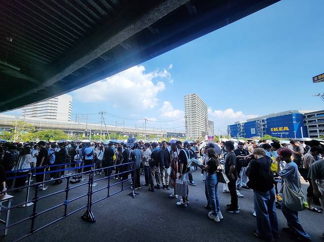 - 발디딜 틈이 없다&nbsp;