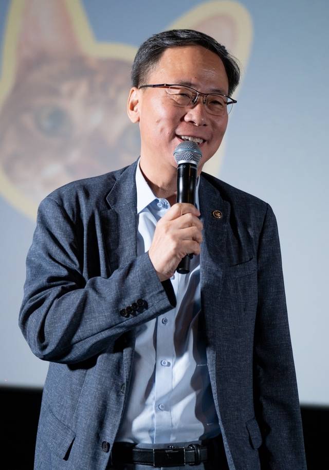 김영수 문체부 제1차관이 30일 CGV 영등포에서 좀비딸을 관람하고 영화 산업을 응원하는 메시지를 전달했다. 문체부 제공