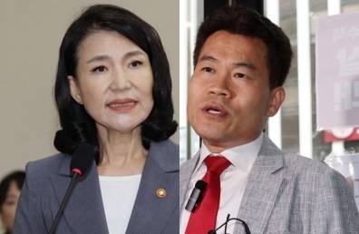 이진숙 방송통신위원장과 전한길 전 한국사 강사(왼쪽부터) [사진=연합뉴스]