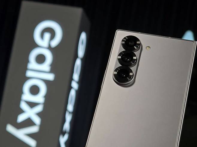 삼성전자의 최신 폴더블폰 제품 갤럭시 Z 폴드7의 모습. (사진=카운터포인트리서치) *재판매 및 DB 금지