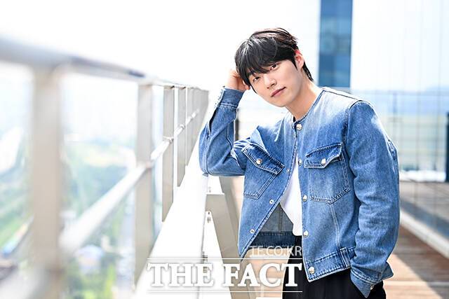 배우 윤재찬이 최근 서울 마포구 상암동 <더팩트> 사옥에서 취재진과 만나 SBS 금토드라마 '트라이: 우리는 기적이 된다'와 관련된 이야기를 나눴다. /서예원 기자