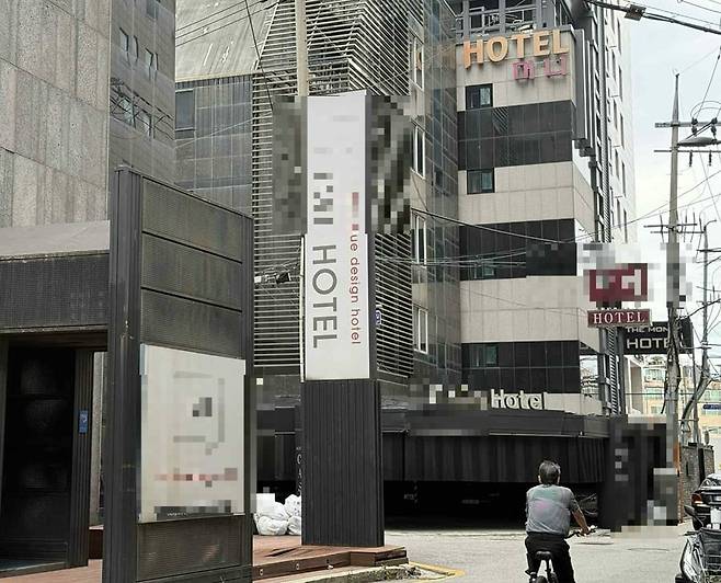 서울 송파구 방이동의 숙박업소./서일원 기자