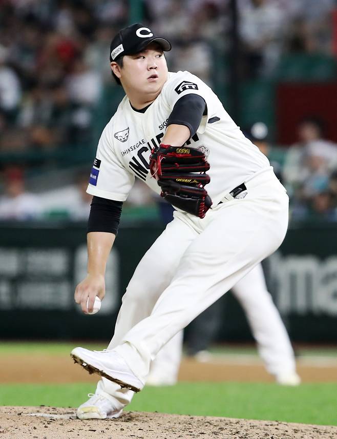 31일 인천 NC전에서 시즌 개인 한 경기 최다 4점을 허용한 이로운. SSG 제공
