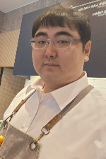 ▲ 강릉 강문동에서 카페를 운영하는 허영준씨. 허영준씨 제공