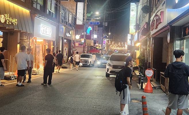 인구 3만명에 불과한 강진군을 찾은 관광객이 작년에만 282만명에 달했다. 지난해 1월 전국에서 처음 시작한 '반값 여행' 사업 효과가 컸다.
사진은 강진군 번화가 모습. 강진군 제공