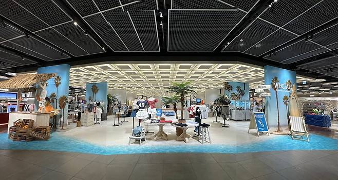 후아유 매장 전경. 사진=이랜드월드 제공