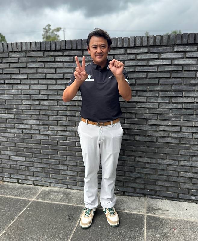 프로 통산 20승에 도전하겠다는 의지를 담아 포즈를 취하고 있는 박상현. 임정우 기자