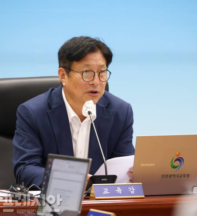 ▲1일 주간공감회의에서 발언하고 있는 도성훈 인천광역시교육감. ⓒ인천시교육청