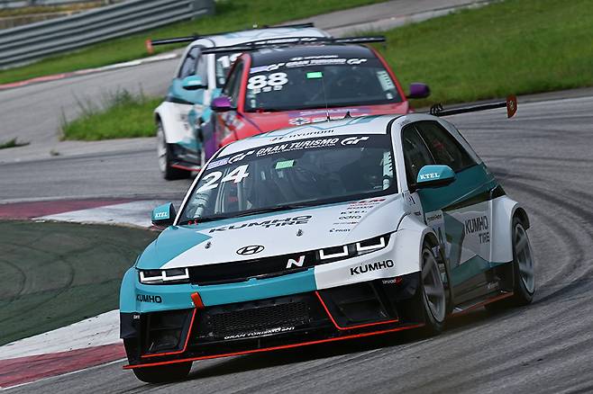 eN1 클래스 결승 장면. 사진: 김학수 기자