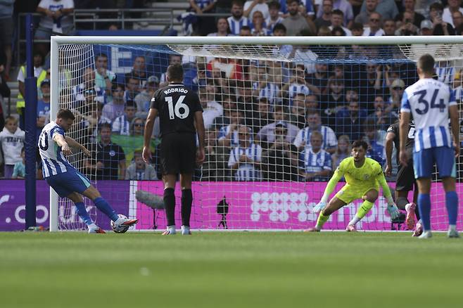 브라이턴의 페널티 킥 득점. AP연합뉴스