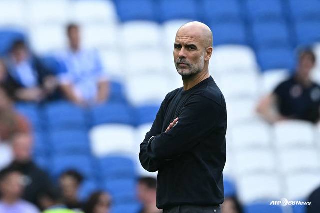 펩 과르디올라 맨시티 감독이 역전패를 당한 뒤 충격을 받은 듯한 표정을 짓고 있다. /AFPBBNews=뉴스1