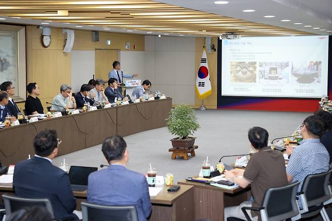 경남 원자력산업 산학연관 협의체 첫 기획회의 [경남도 제공. 재판매 및 DB 금지]